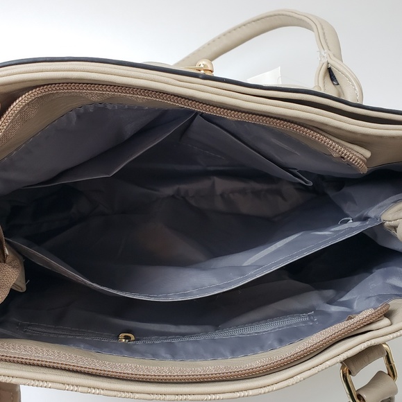 Bundle Dress and Handbag - Picture 6 of 8